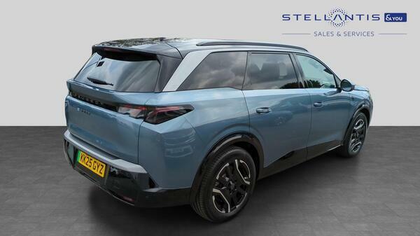 Peugeot 5008 73Kwh Gt Suv 210 Ps KK25GYZ #3