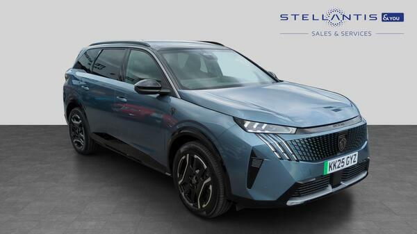 Peugeot 5008 73Kwh Gt Suv 210 Ps