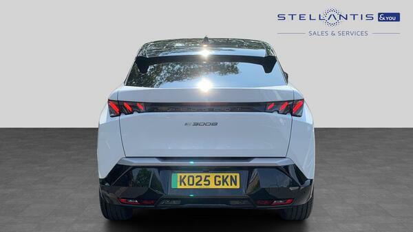 Peugeot 3008 73Kwh Gt Suv 210 Ps KO25GKN #4