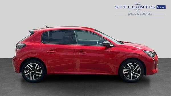 Peugeot 208 1.2 Puretech Allure Premium Hatchback EO73OHP #2