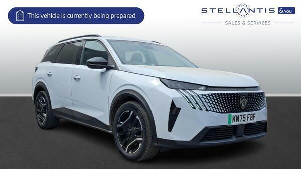 Peugeot 5008 73Kwh Allure Suv 210 Ps 