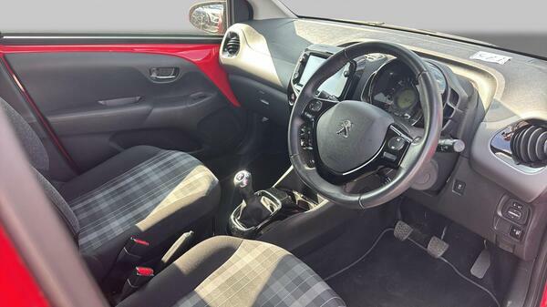 Peugeot 108 1.0 Active Blue #32