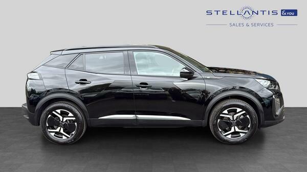 Peugeot e-2008 50Kwh Gt Suv 11Kw Charger 136 LA25HZM #2