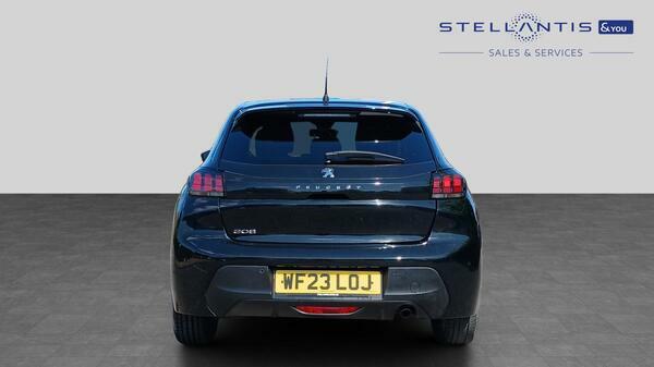 Peugeot 208 1.2 Puretech Active Premium Hatchback WF23LOJ #4