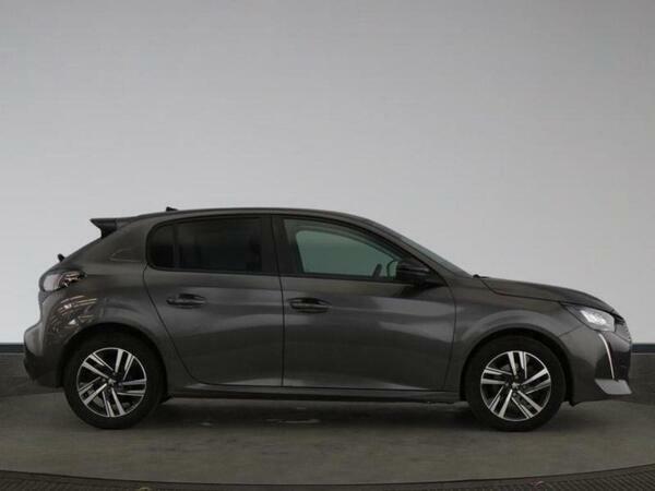 Peugeot 208 1.2 Puretech Active Premium Eat Euro 6 Ss  #2