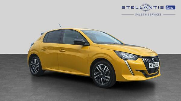 Peugeot 208 1.2 Puretech Allure Premium Hatchback