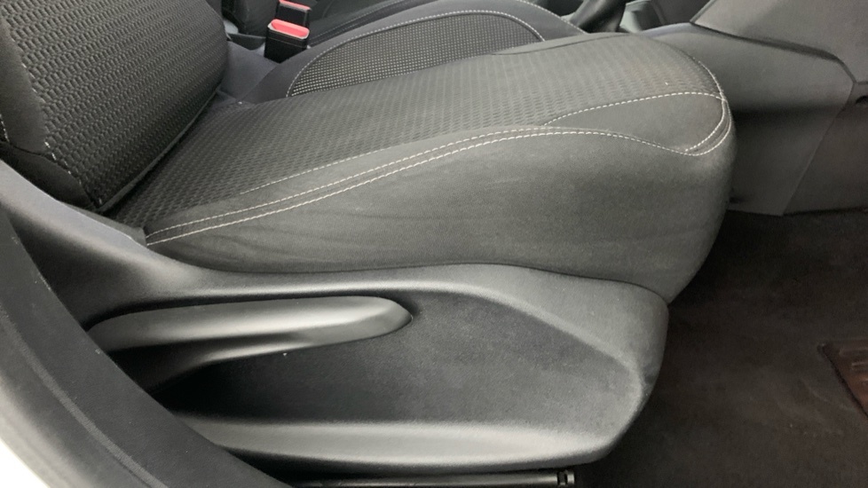 Peugeot 208 Tech Edition Black #54