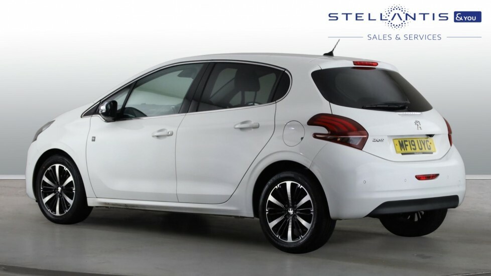Peugeot 208 1.2 Puretech Tech Edition Hatchback Man  #3
