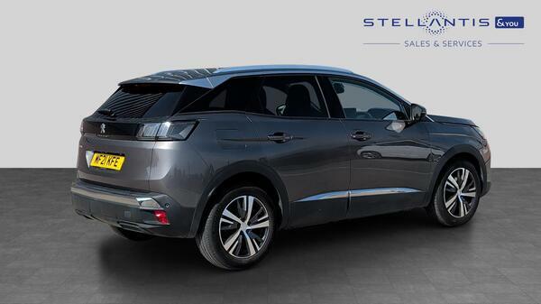 Peugeot 3008 1.2 Puretech Allure Premium Suv #3