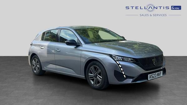 Peugeot 308 1.2 Puretech Active Premium Hatchback E