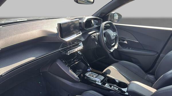 Peugeot 2008 1.2 Puretech 130 Allure Grey #15