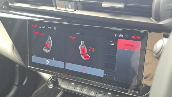 Alfa Romeo Junior 1.2 Turbo Ibrida Black #26