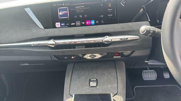 DS DS 4 1.2 Hybrid 136 Pallas E-dsc Silver #29