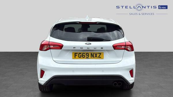 Ford Focus 1.0T Ecoboost St-line Hatchback Eu FG69NXZ White #4