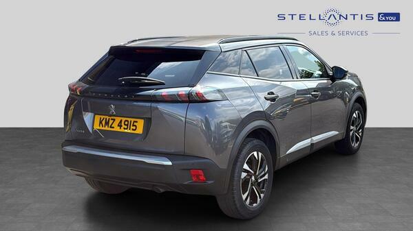 Peugeot 2008 1.2 Puretech Allure Premium Suv #3