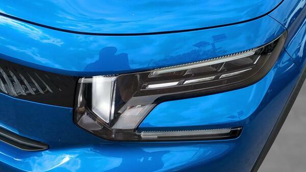 Citroen C3 83Kw Plus 44Kwh Blue #9