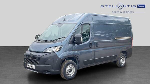 Peugeot Boxer 2.2 Bluehdi 140 H2 Van Professional White #8
