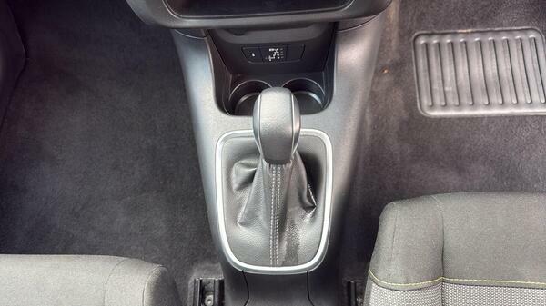 Citroen C3 1.2 Puretech 83 Elle Grey #24