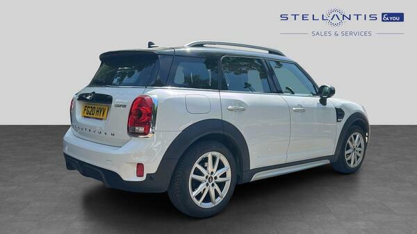 Mini Countryman 1.5 Cooper Sport Suv Steptronic Euro 6 White #3