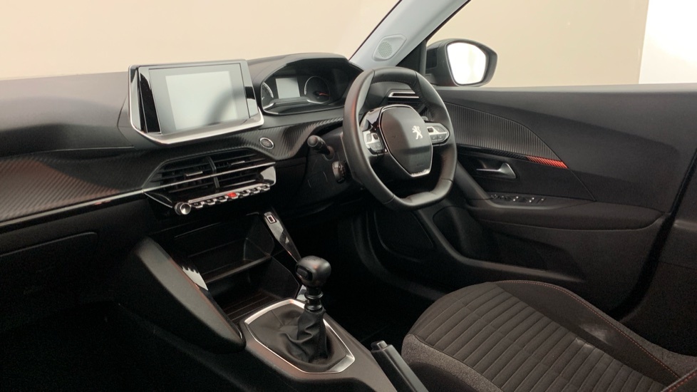 Peugeot 2008 1.2 Puretech Active Premium Suv #2