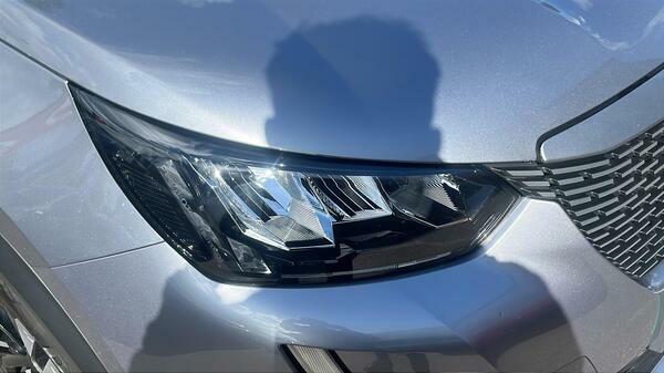 Peugeot e-2008 50Kwh Gt Grey #9