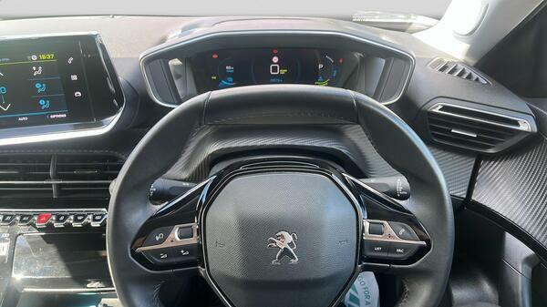 Peugeot e-2008 50Kwh Gt Grey #19
