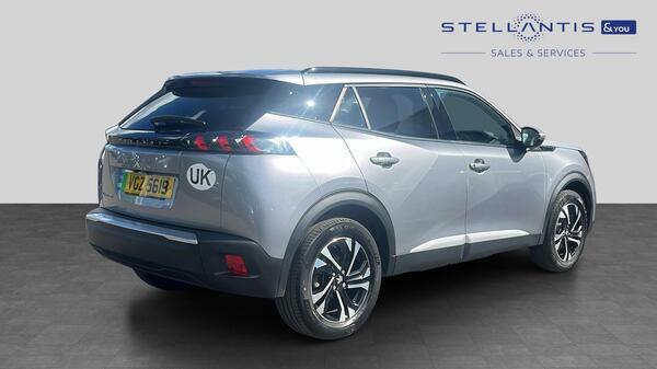 Peugeot e-2008 50Kwh Allure Premium Suv 136 Ps Grey #3