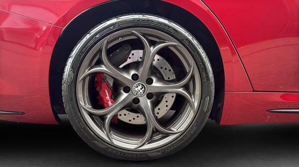 Alfa Romeo Giulia 2.0 Tb Sprint Red #11