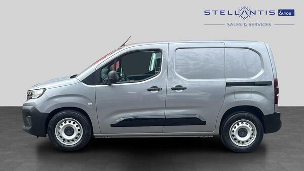 Peugeot E-Partner 800 52Kwh Professional Standard Panel Van Elec #6