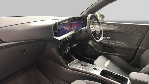Vauxhall Mokka Ultimate Turbo White #15