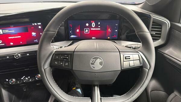 Vauxhall Mokka Ultimate Turbo White #19