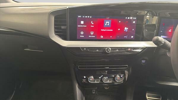 Vauxhall Mokka Ultimate Turbo White #28