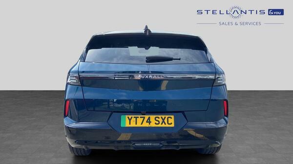 Vauxhall Grandland 73Kwh Ultimate Suv 213 Ps #4