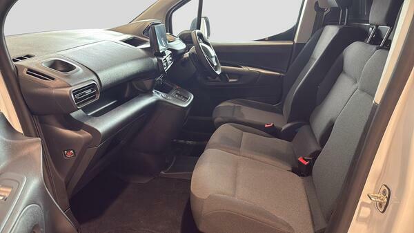 Peugeot E-Partner 52Kwh Asphalt Standard Panel Van #29