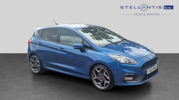 Ford Fiesta 1.5T Ecoboost St-3 Hatchback Eur Blue