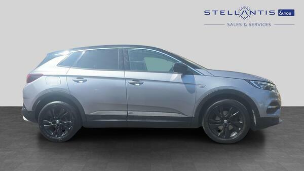 Vauxhall Grandland X 1.2 Turbo Sri Nav Suv Euro 6 Ss CJ21LVN #2