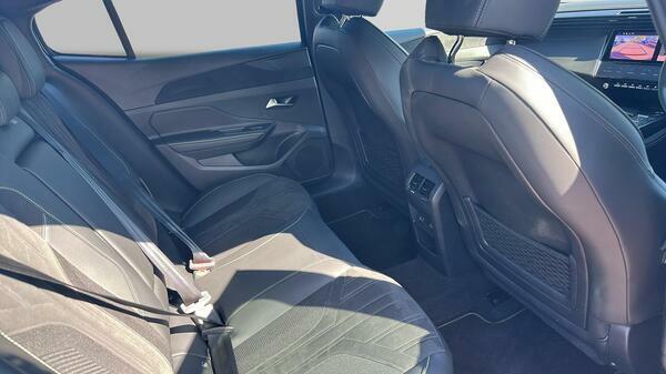 Peugeot 408 1.2 Puretech Gt Fastback Black #37