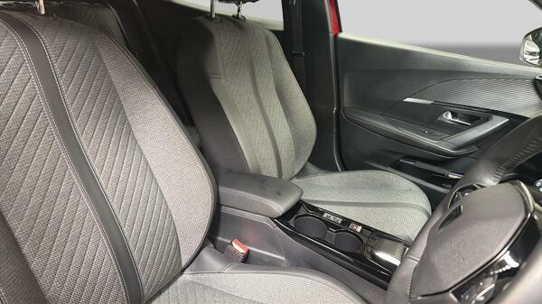 Peugeot 2008 Gt 135 Bhp Black #18