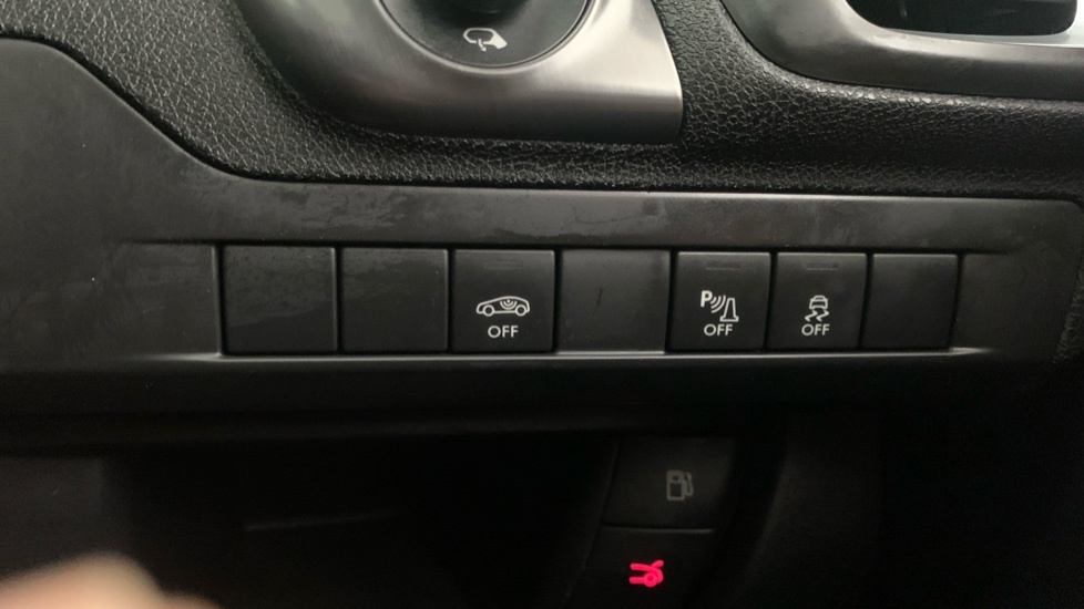 Citroen DS5 Bluehdi Dsport White #22
