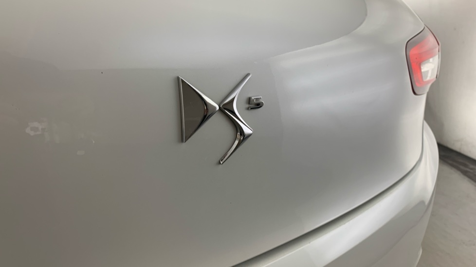 Citroen DS5 Bluehdi Dsport White #49