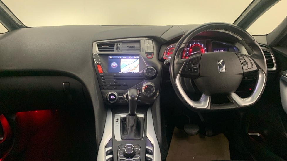 Citroen DS5 Bluehdi Dsport White #9