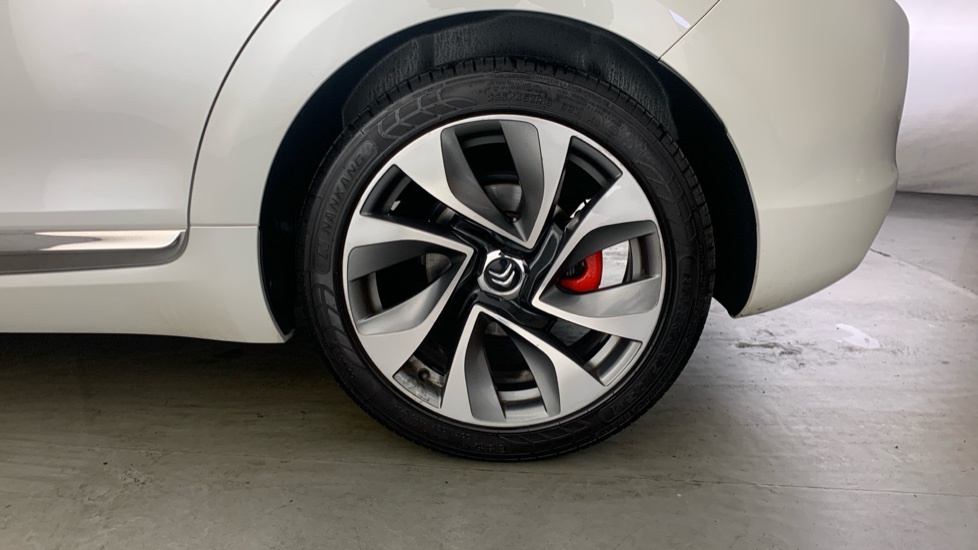 Citroen DS5 Bluehdi Dsport White #25