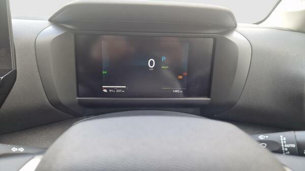 Citroen e-C4 50Kwh E-series 7.4Kw Charger Black #24