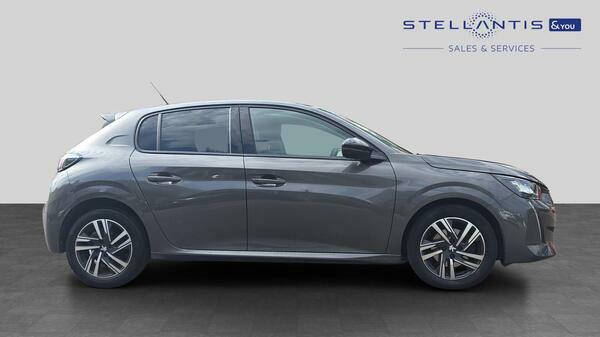 Peugeot 208 1.2 Puretech Allure Premium Hatchback EN23OSB #2