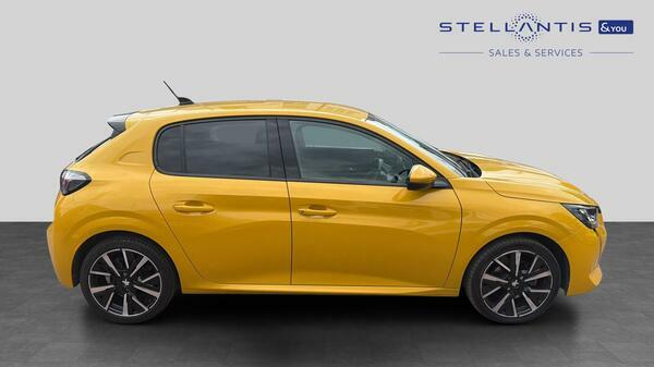 Peugeot 208 1.2 Puretech Allure Hatchback Eu WU20ZTG Yellow #2