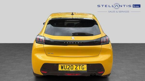 Peugeot 208 1.2 Puretech Allure Hatchback Eu WU20ZTG Yellow #4