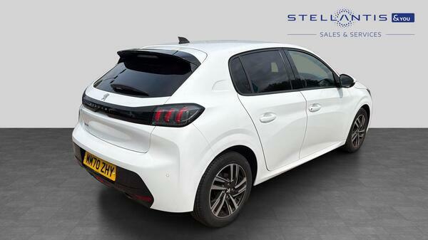Peugeot 208 1.2 Puretech Allure Hatchback Eu MM70ZHY #3