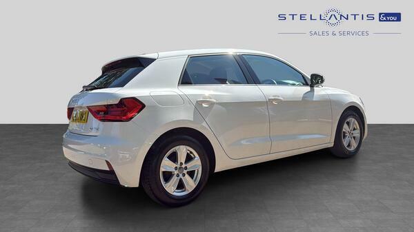 Audi A1 1.0 Tfsi 25 Technik Sportback S Tronic  #3