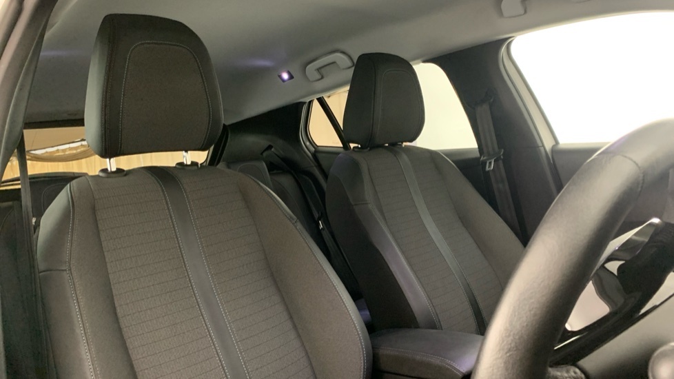 Peugeot 2008 Gt Grey #40