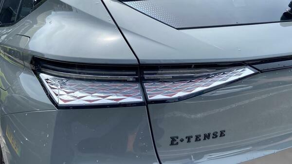 DS DS 4 1.6 E-tense 12.4Kwh Performance Line Hatchback #5